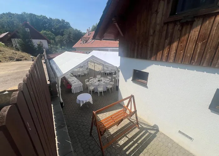 Penzion Nivy Alice A Petra Jandovych