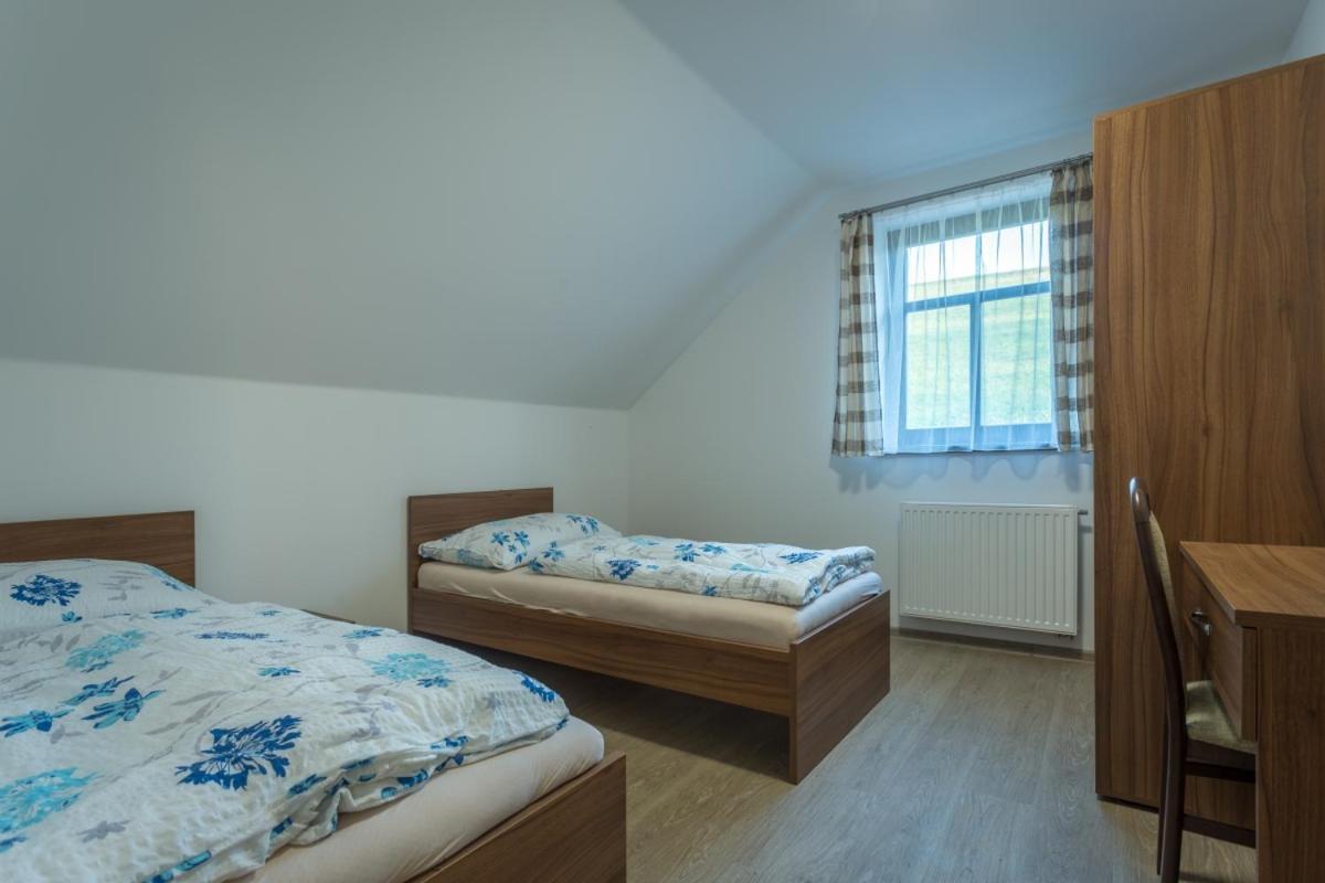 Apartment Nivy Alice A Petra Jandovych Valentova