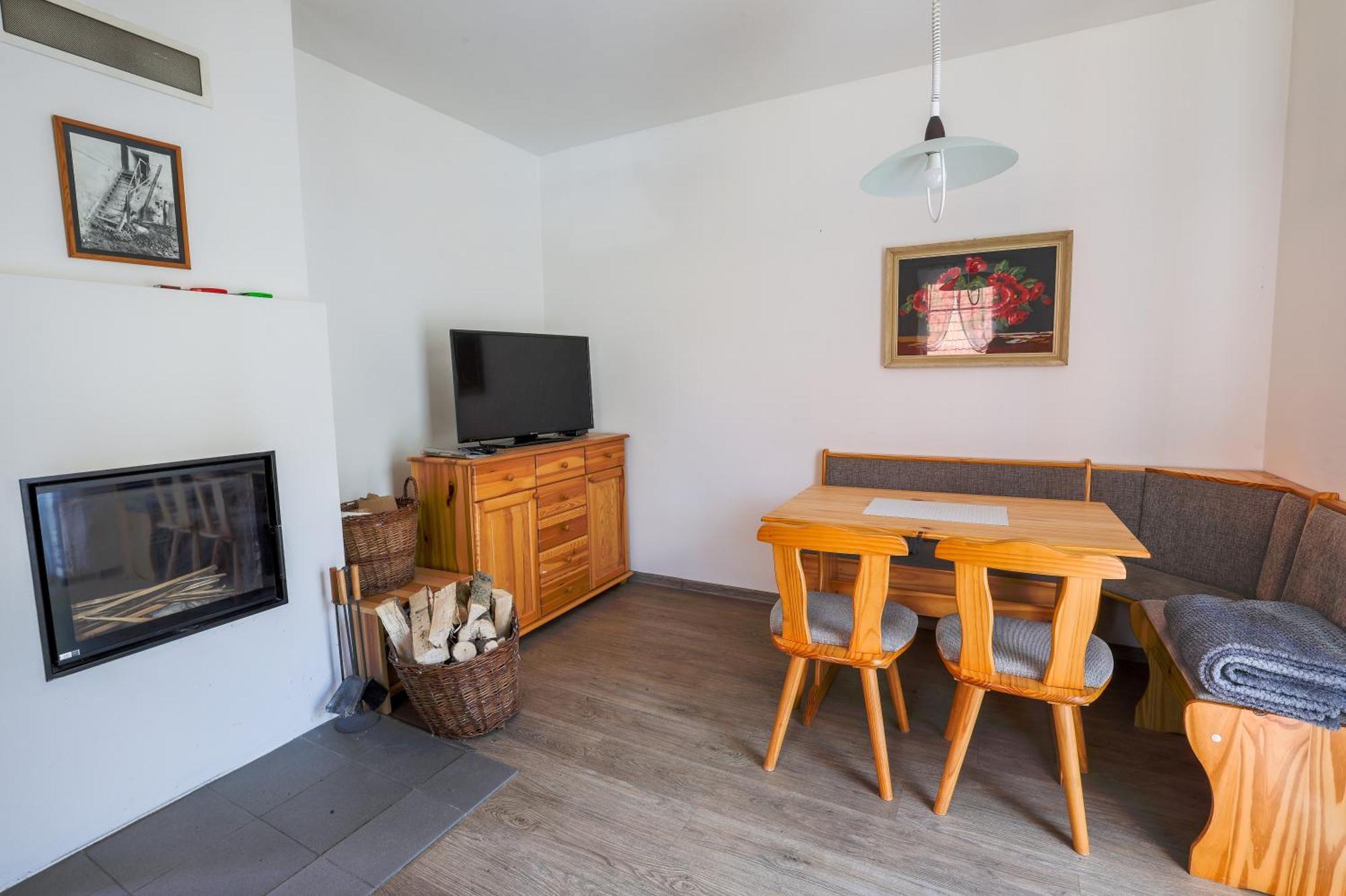 Apartment Nivy Alice A Petra Jandovych