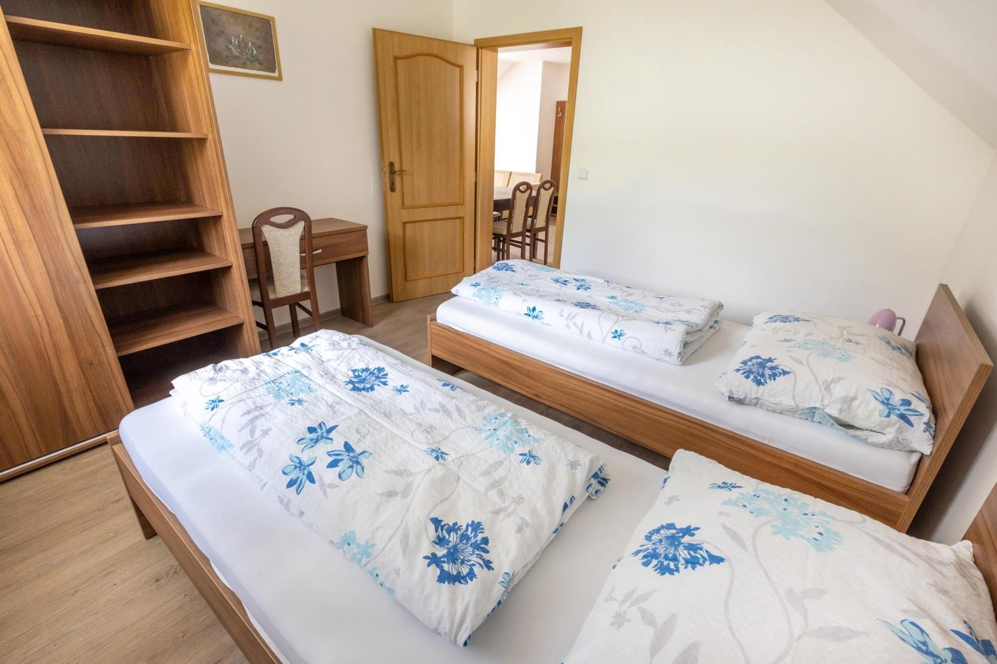 Apartment Nivy Alice A Petra Jandovych *